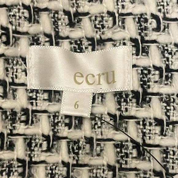 NWT ECRU Black and White Bouclé Tweed Jacket - Picture 5 of 7
